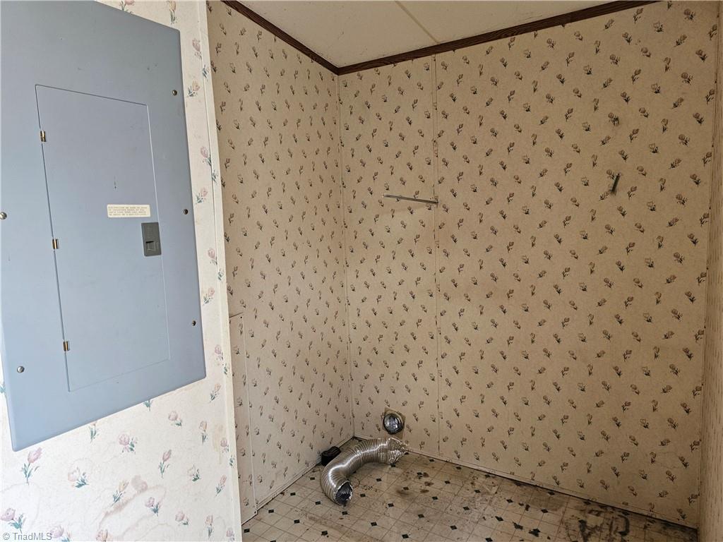 353 Mullins Road Reidsville, NC 27320 - Photo 15 of 15 laundry room area ...you enter from the side door