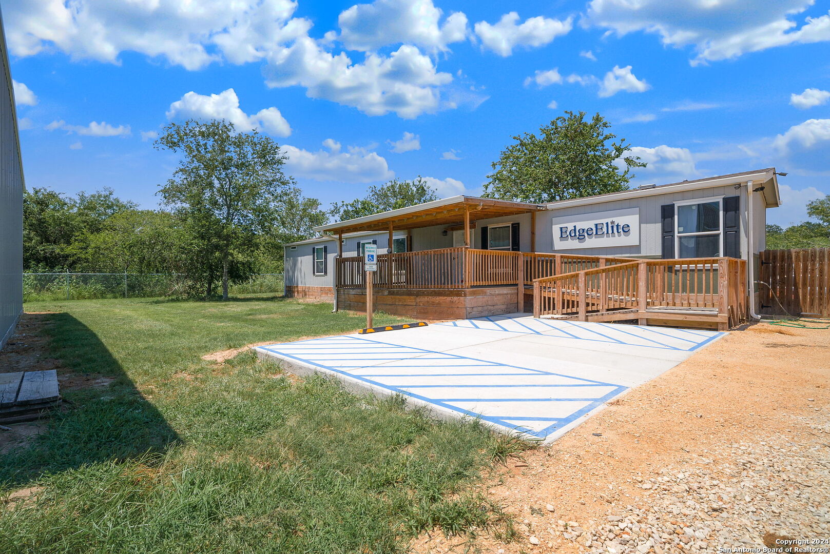 3292 Fm 1784 Pleasanton, TX 78064 - Photo 24 of 40