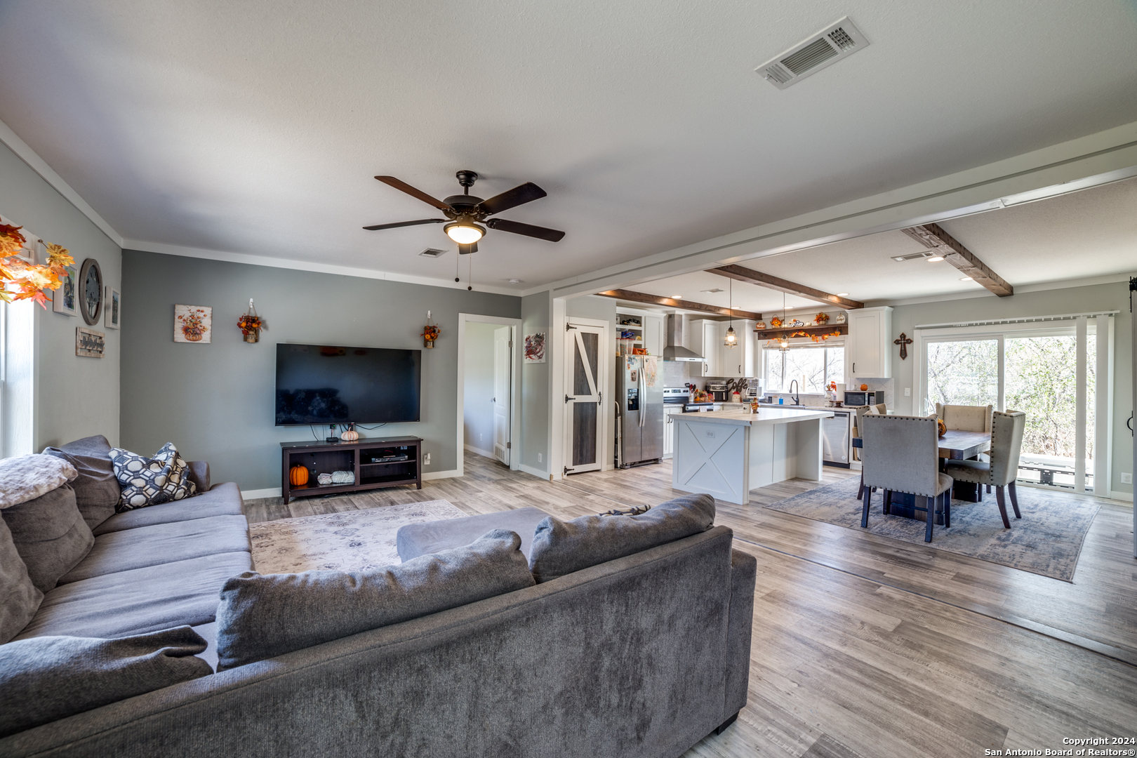 3292 Fm 1784 Pleasanton, TX 78064 - Photo 4 of 40