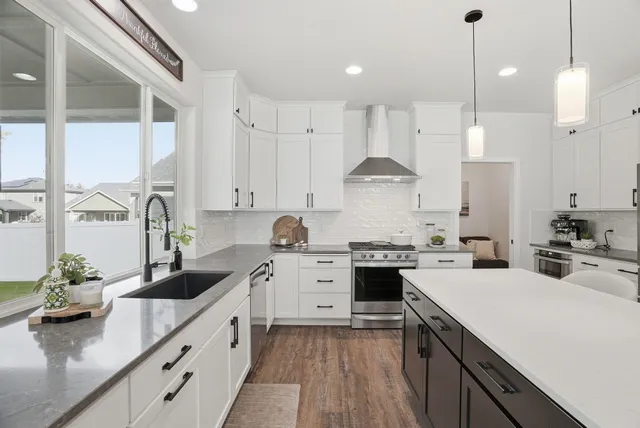 $825,000 | 2025 East 33rd Avenue, Spokane, WA 99203