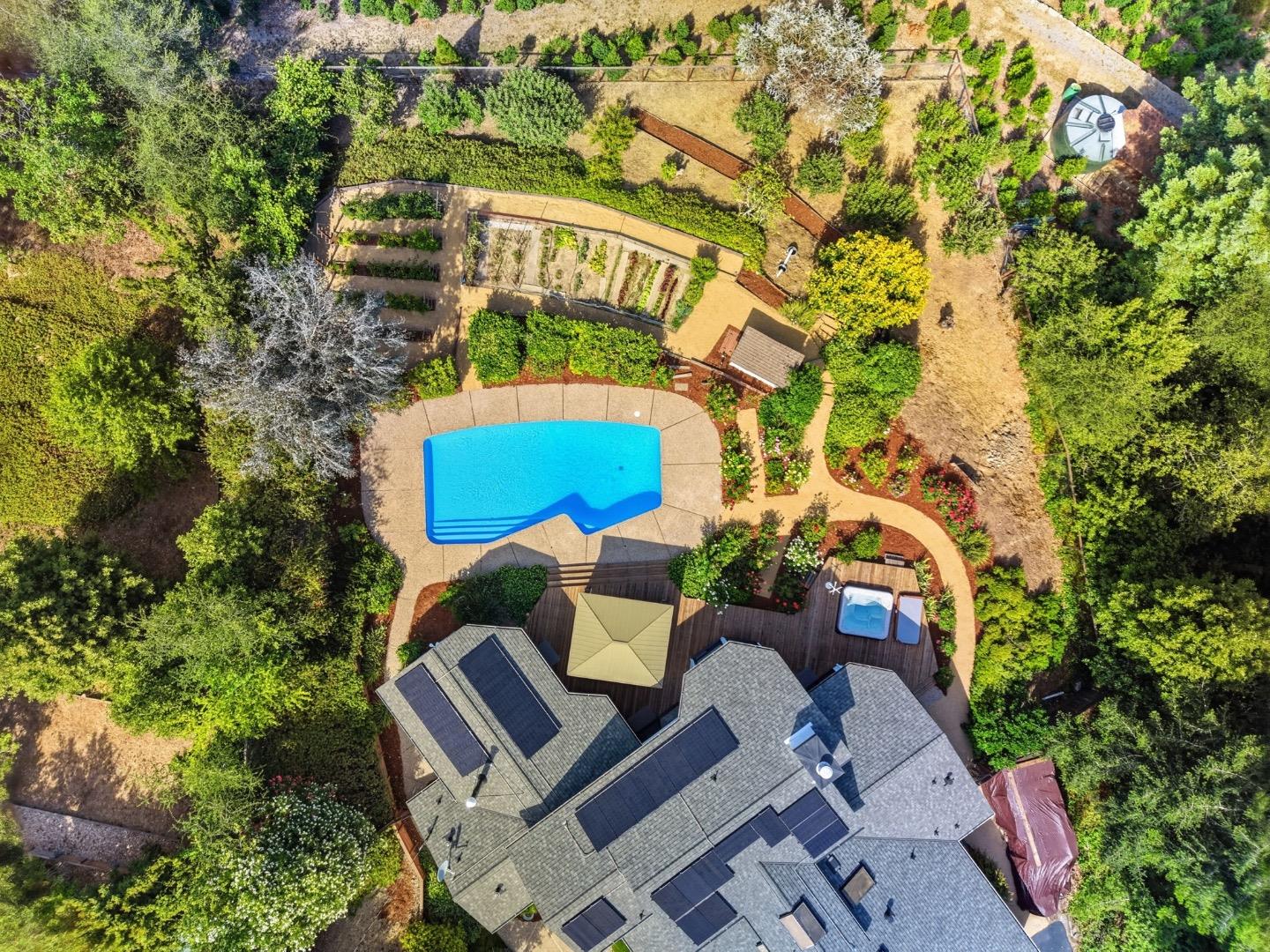 17575 Mountain Charlie Road Los Gatos, CA 95033 - Photo 52 of 62 Gallery Image 52