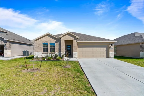 $325,000 | 3502 Tanzanite Drive, Corpus Christi, TX 78414