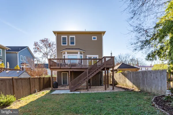 $595,000 | 409 Dunmore Street, Fredericksburg, VA 22401