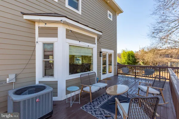 $595,000 | 409 Dunmore Street, Fredericksburg, VA 22401