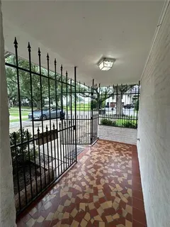 $450,000 | 5526 Pratt Drive, New Orleans, LA 70122