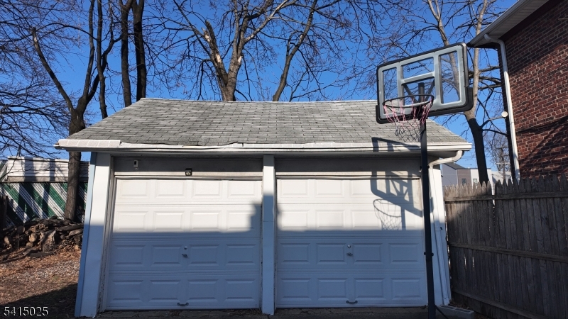 249 Weequahic Avenue Newark, NJ 07112 - Photo 19 of 20