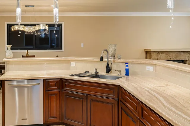 $4,695 | 310 Surber Drive, San Jose, CA 95123