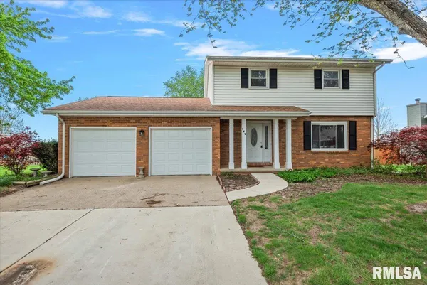 $249,900 | 149 Joan Drive, Divernon, IL 62530