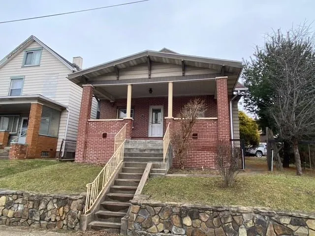 $79,900 | 836 Duss Avenue, Ambridge, PA 15003