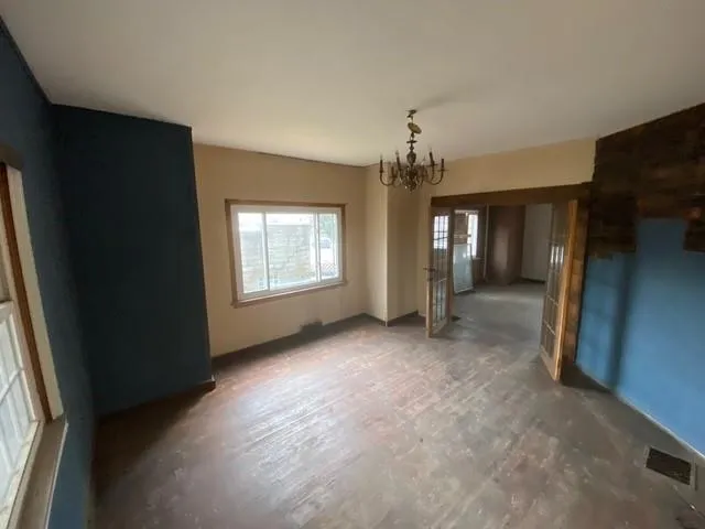 $79,900 | 836 Duss Avenue, Ambridge, PA 15003