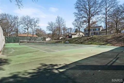 $349,900 | 1902 Meadowtree Lane, Unit 1, Kirkwood, MO 63122