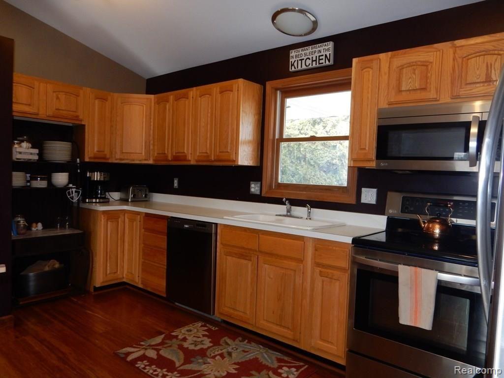 4688 Bradley Road Gregory, MI 48137 - Photo 9 of 22 Kitchen view 3