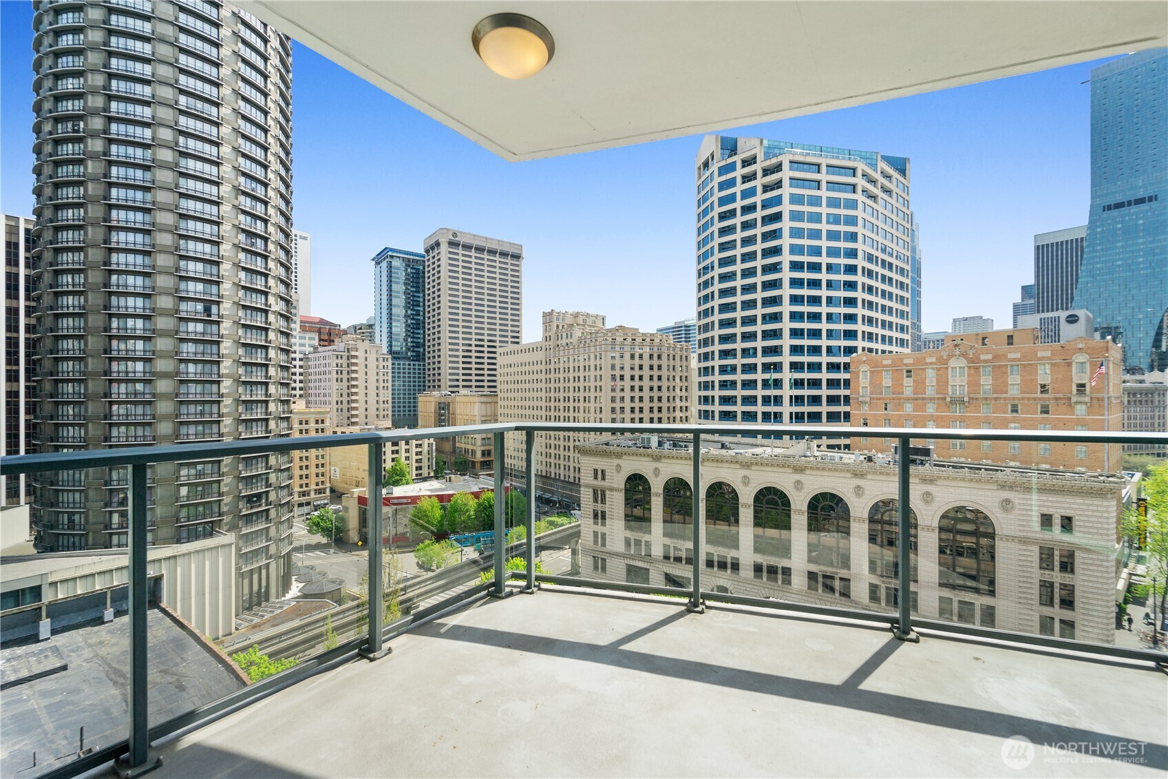 1920 4th Avenue, Unit 907 Seattle, WA 98101 - Photo 12 of 36