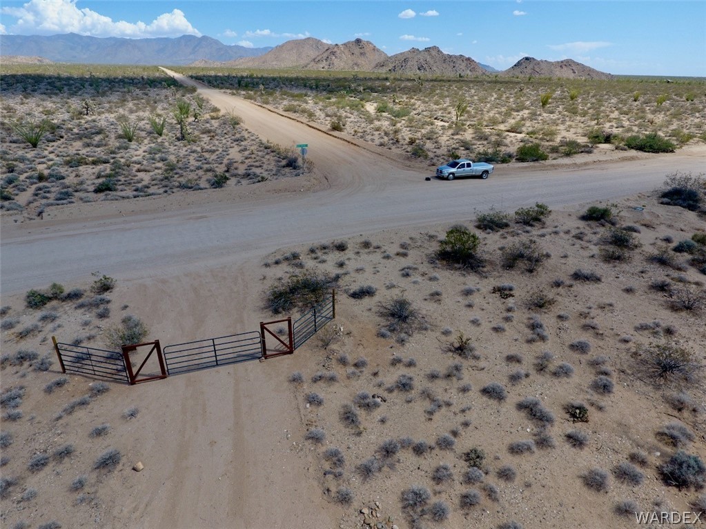 3421 South Butch Cassidy Road Yucca, AZ 86438 - Photo 3 of 23 Gallery Image 3