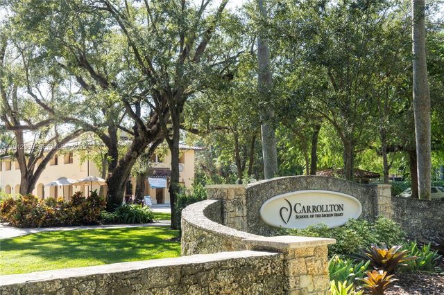 $10,800,000 | 4845 Southwest 78th Street, Miami, FL 33143