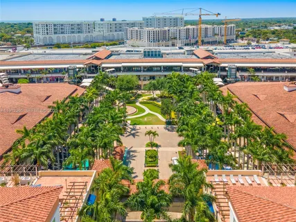 $10,800,000 | 4845 Southwest 78th Street, Miami, FL 33143