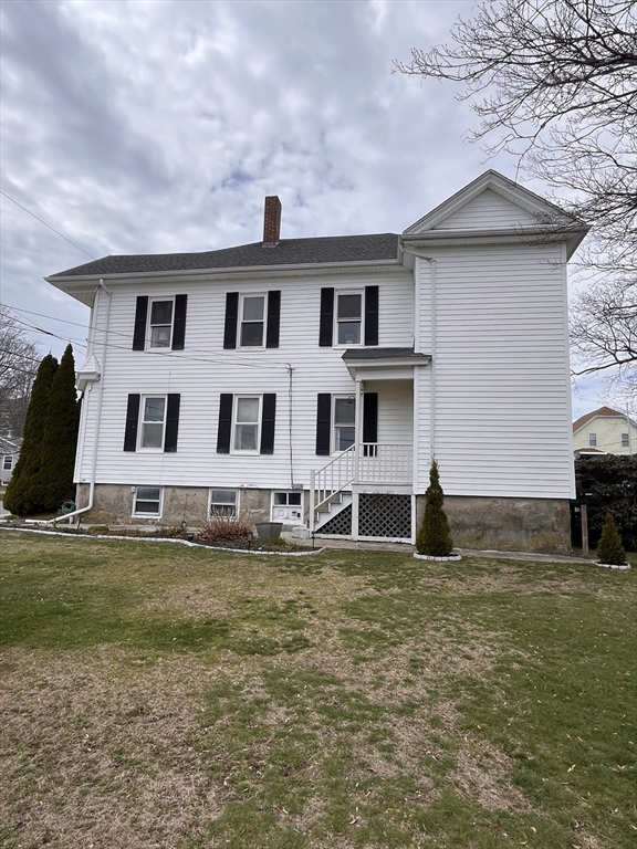 332 Albert Street Fall River, MA 02721 - Photo 3 of 42