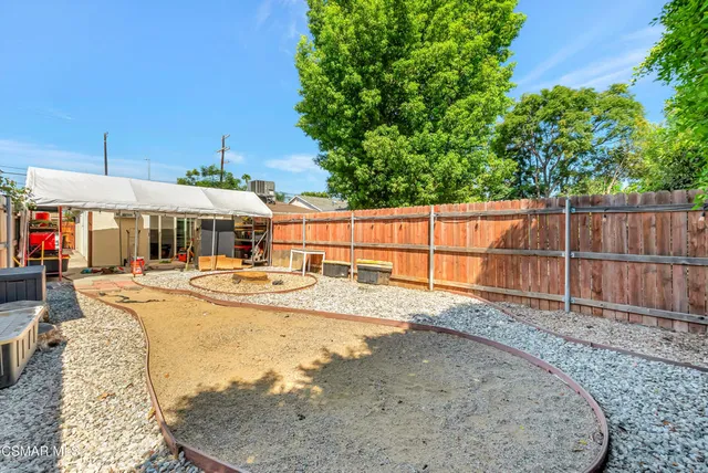 $1,095,000 | 7322 Lindley Avenue, Reseda, CA 91335