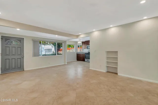 $1,095,000 | 7322 Lindley Avenue, Reseda, CA 91335