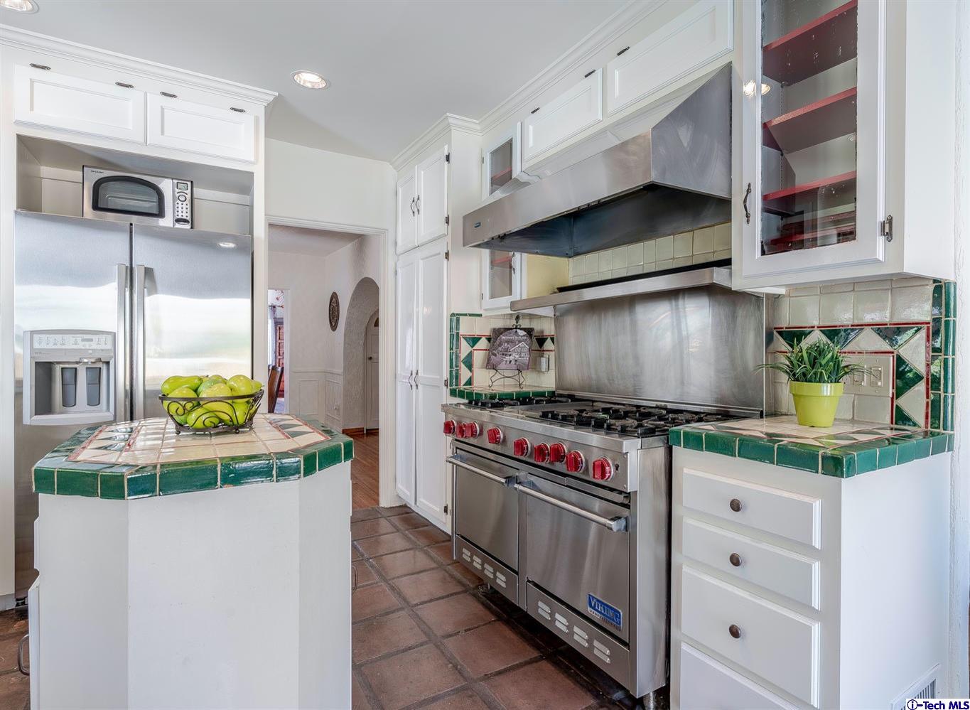 412 Nesmuth Road Glendale, CA 91202 - Photo 22 of 40 Gallery Image 22