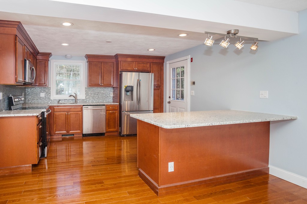 25 Avila Road Billerica, MA 01821 - Photo 20 of 30 Gallery Image 20