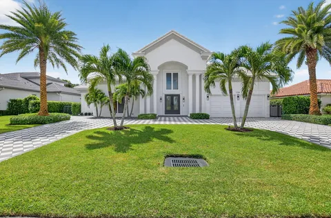 $2,475,000 | 11938 North Lake Drive, Boynton Beach, FL 33436