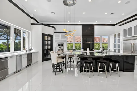 $2,475,000 | 11938 North Lake Drive, Boynton Beach, FL 33436