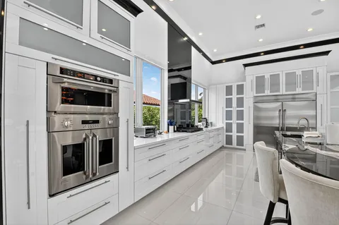 $2,475,000 | 11938 North Lake Drive, Boynton Beach, FL 33436