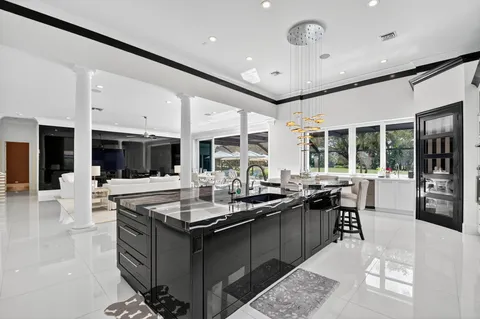 $2,475,000 | 11938 North Lake Drive, Boynton Beach, FL 33436