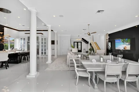 $2,475,000 | 11938 North Lake Drive, Boynton Beach, FL 33436