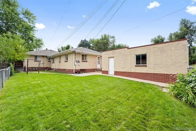 a view of outdoor space yard and house