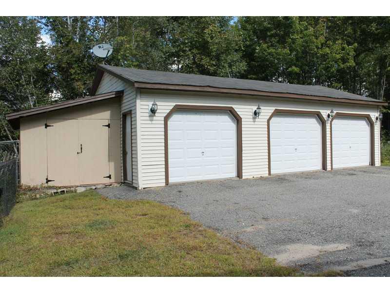 259 Poland Corner Road Poland, ME 04274 - Photo 2 of 23 Garage.