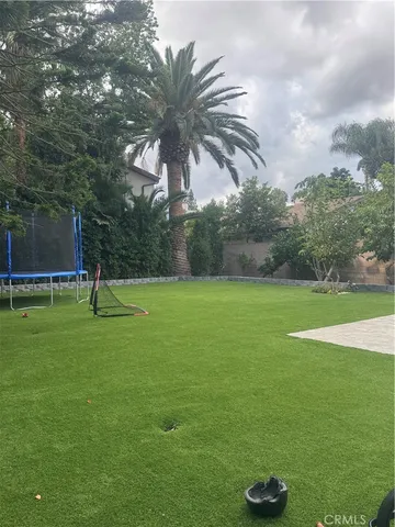 $5,000 | 7127 White Oak Avenue, Reseda, CA 91335