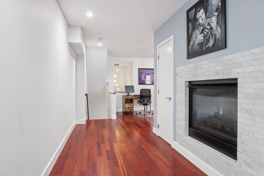 21 Oak Street, Unit 1 Boston, MA 02129 - Photo 12 of 28