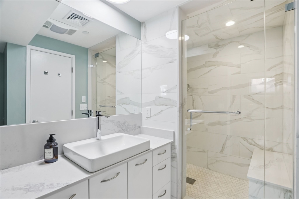 21 Oak Street, Unit 1 Boston, MA 02129 - Photo 22 of 28