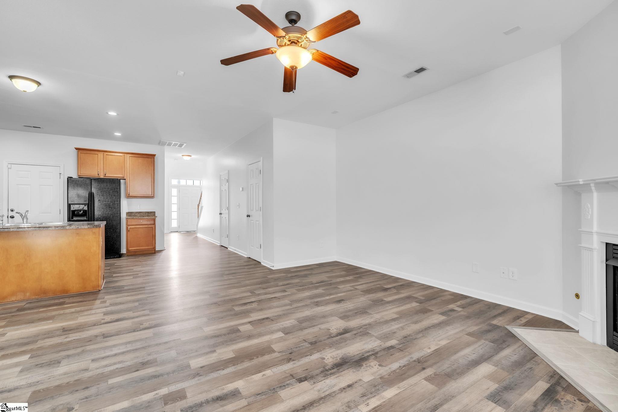 4 Roselite Circle Greer, SC 29650 - Photo 5 of 27