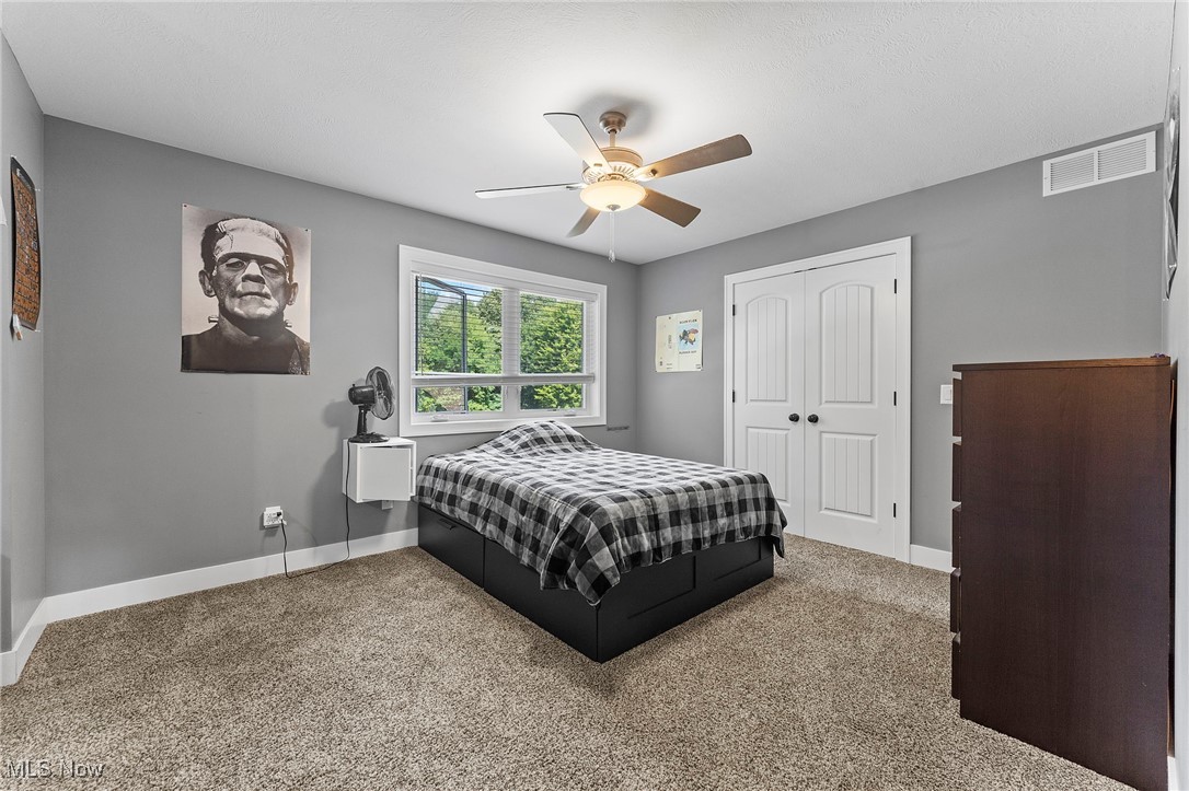 8209 Plains Road Mentor, OH 44060 - Photo 32 of 48