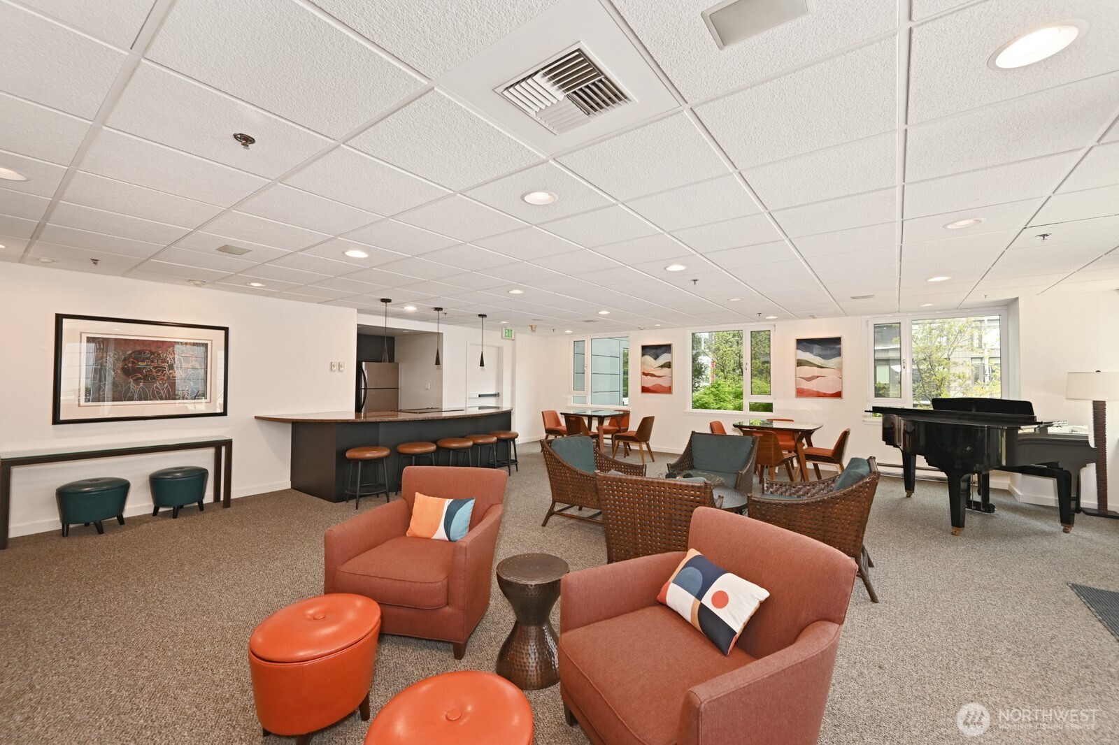 121 Vine Street, Unit 703 Seattle, WA 98121 - Photo 29 of 37 a living room with furniture and a couch