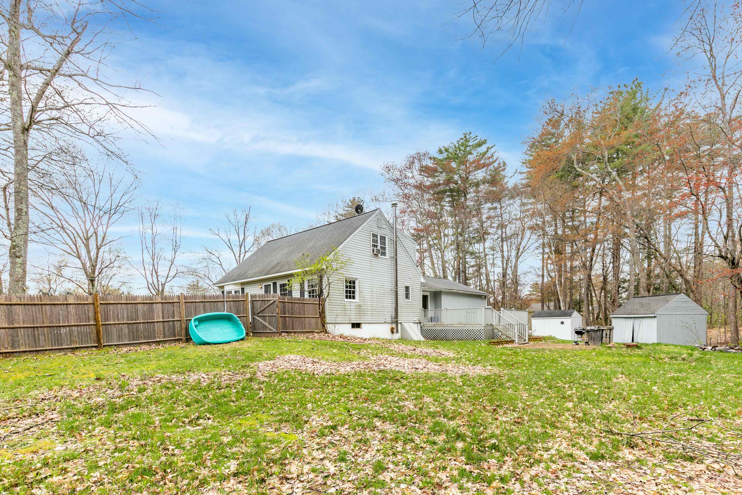 12 Cabot Road Merrimack, NH 03054 - Photo 3 of 32