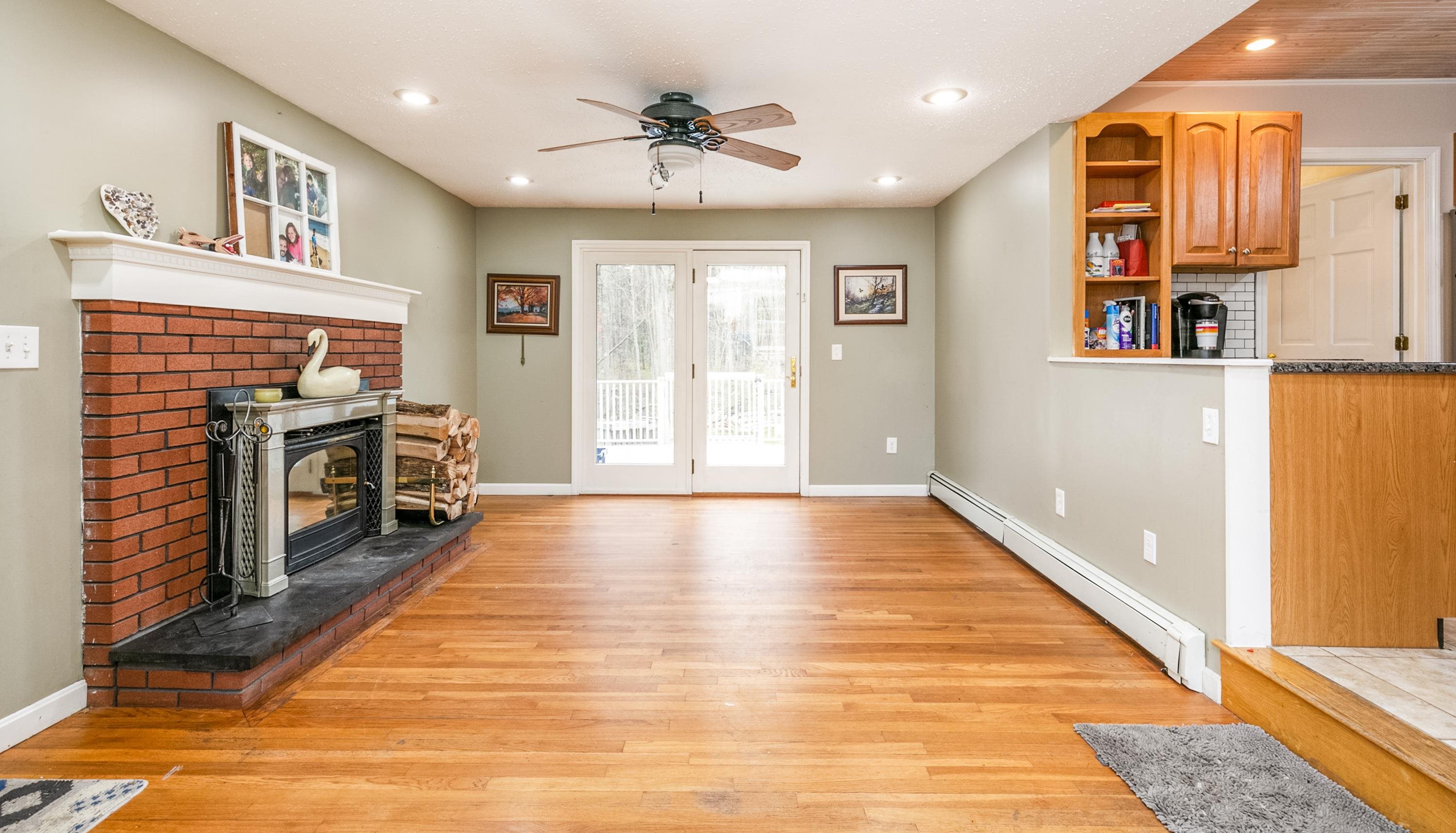 12 Cabot Road Merrimack, NH 03054 - Photo 7 of 32