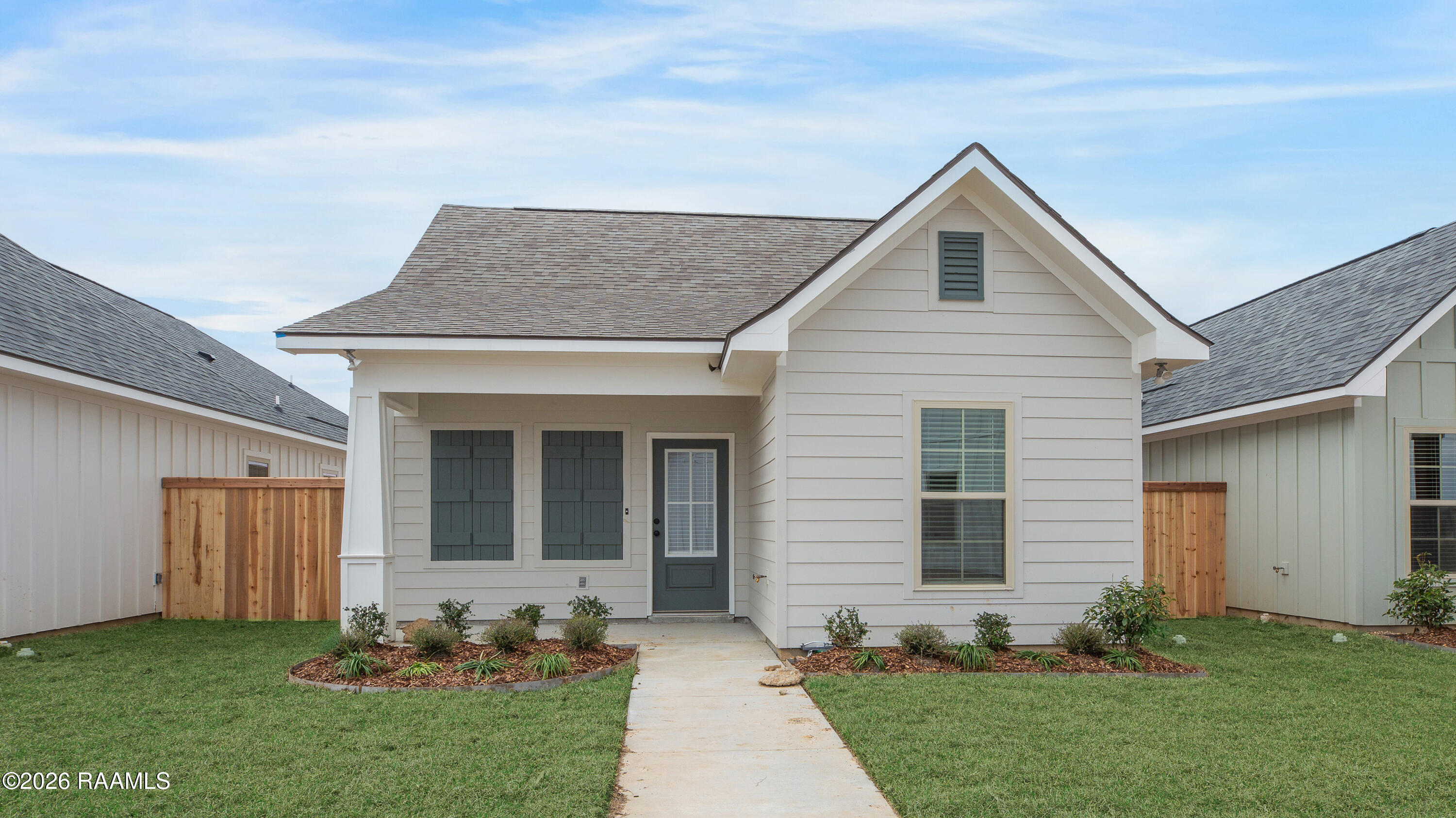 104 Ridgedale Scott, LA 70583 - Photo 1 of 24 Front