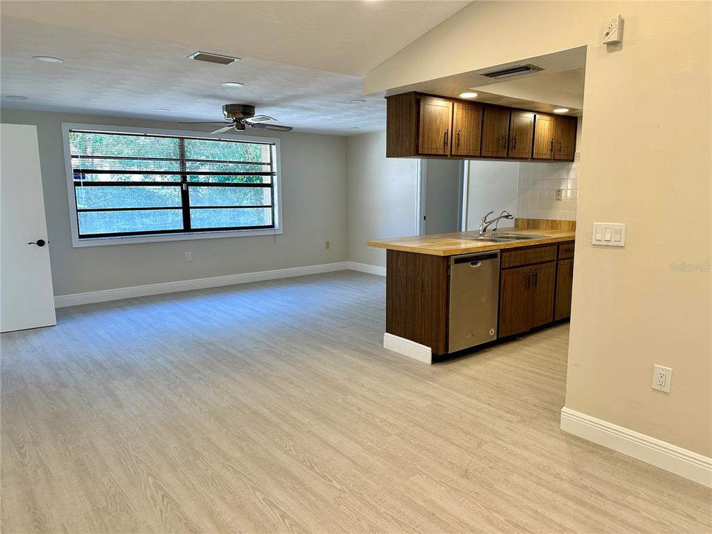 4420 Sawgrass Boulevard New Port Richey, FL 34653 - Photo 14 of 25