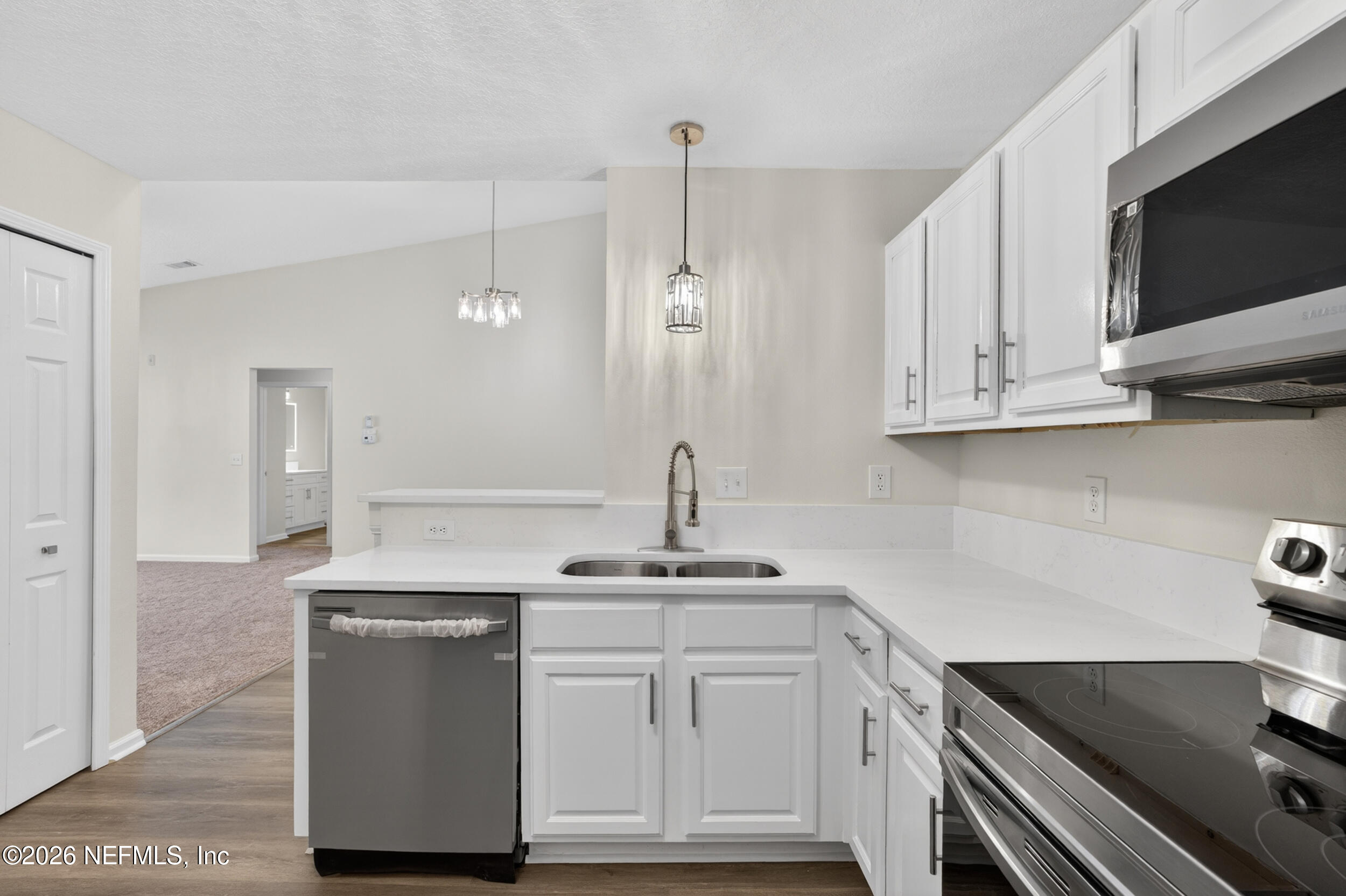7920 Merrill Road, Unit 615 Jacksonville, FL 32277 - Photo 9 of 26 Kitchen..