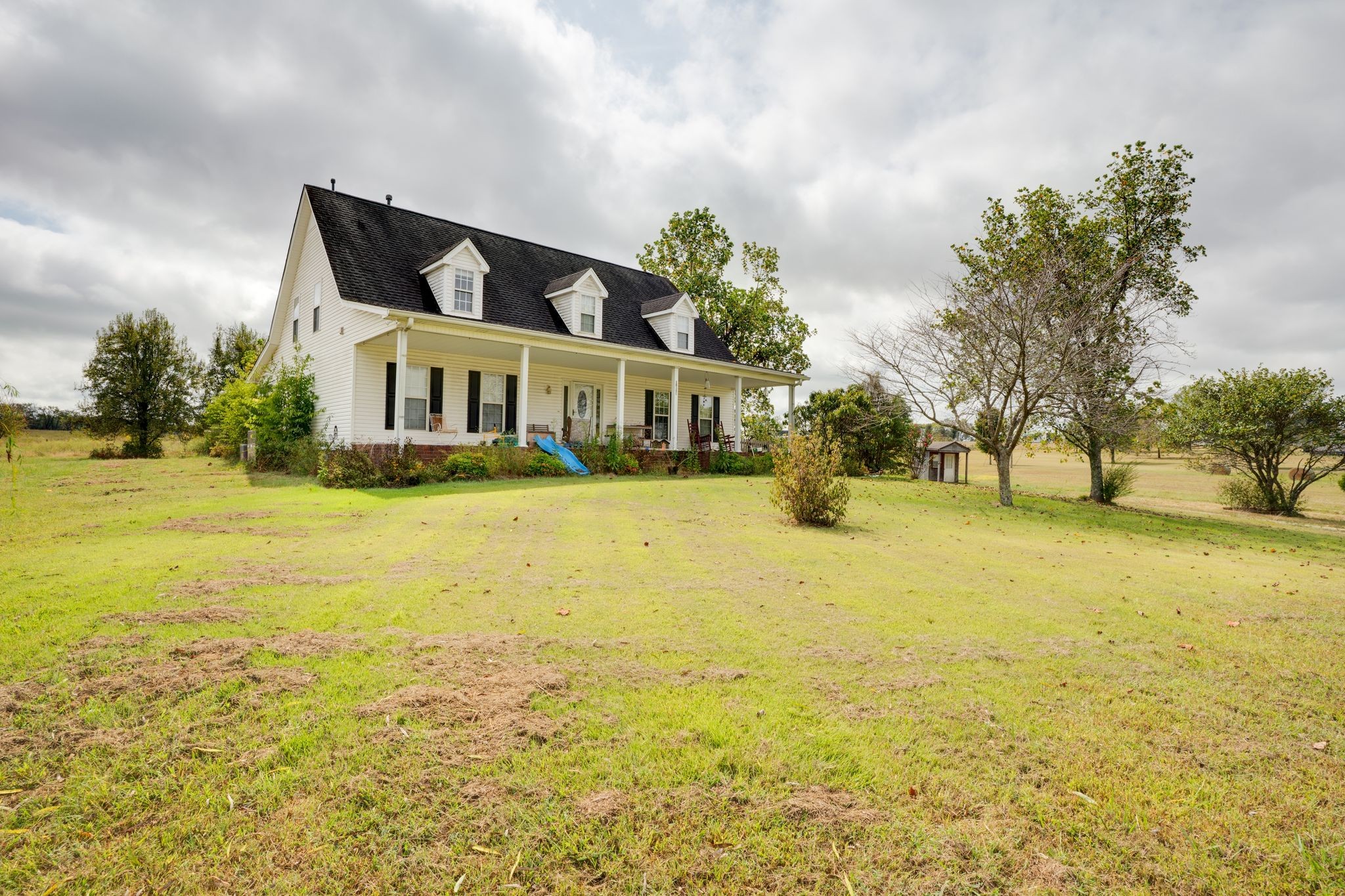 1038 Old Hopewell Road Castalian Springs, TN 37031 - Photo 9 of 19 a view of swimming pool with an ocean view