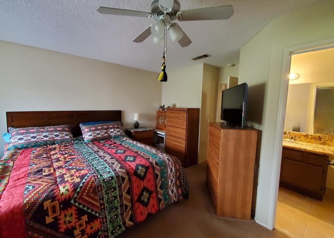 4120 Saddleback Road Palmdale, CA 93552 - Photo 6 of 16 A34BD60C-FFD8-4328-B9EE-EE5F5771BE72
