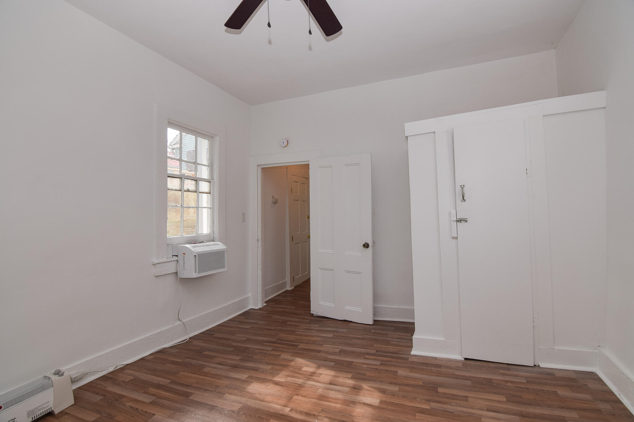 74 Smith Street, Unit B Charleston, SC 29401 - Photo 4 of 7 74 Smith Street B-04