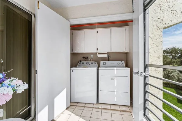 $1,800 | 23345 Carolwood Lane, Boca Raton, FL 33428