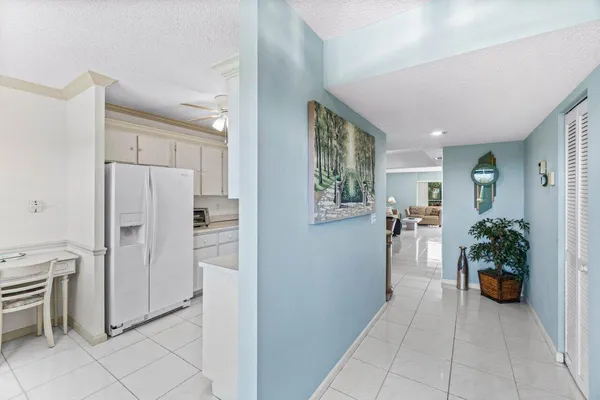 $1,800 | 23345 Carolwood Lane, Boca Raton, FL 33428