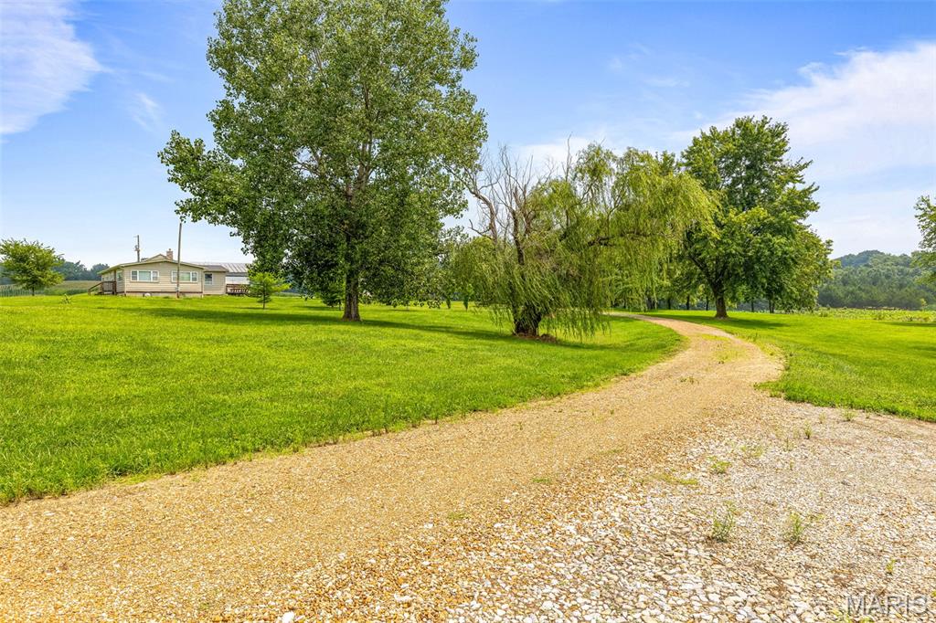 1306 State Rte J Fayette, MO 65248 - Photo 23 of 82