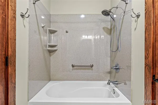 $1,474,900 | 1306 State Rte J, Fayette, MO 65248